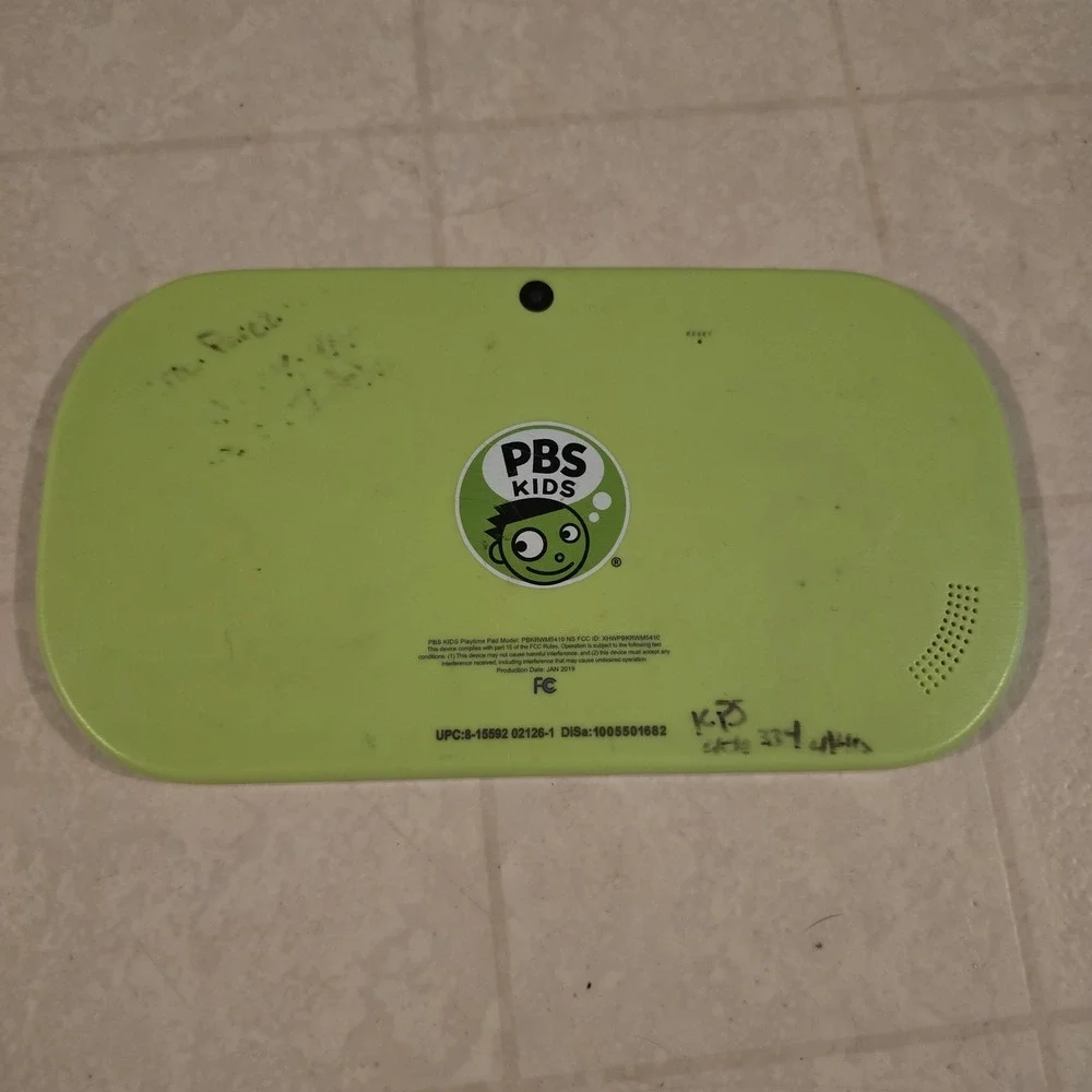 PBS KIDS Playtime Pad PBKRWM5410 Kids Tablet Green For Parts Repair 2019